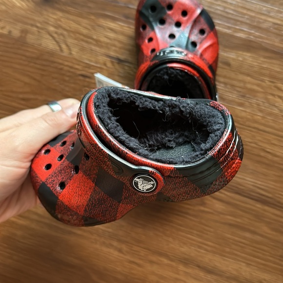 Fuzzy Lined Crocs - Picture 3 of 3